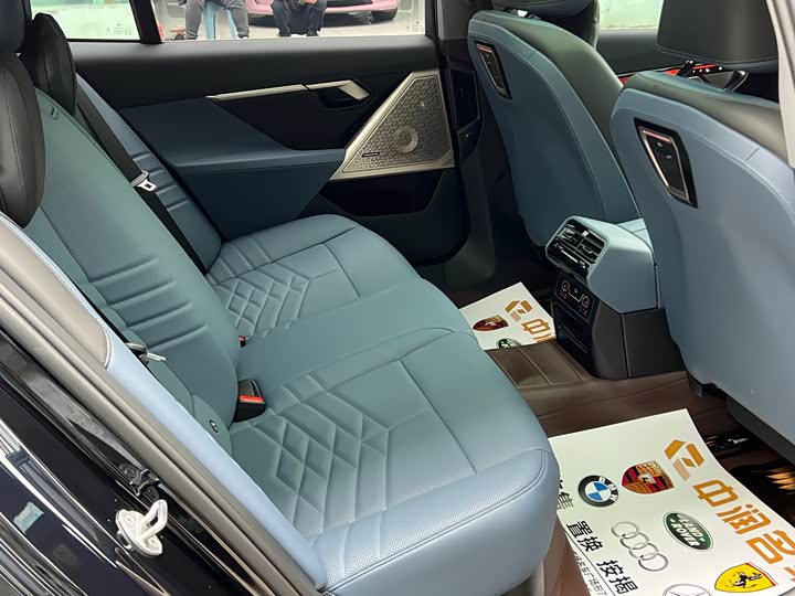 Фото 7 - BMW 5 Series