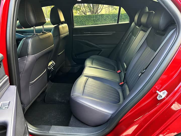 Фото 5 - Ford Mondeo