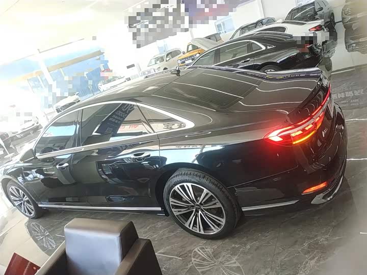 Фото 5 - Audi A8