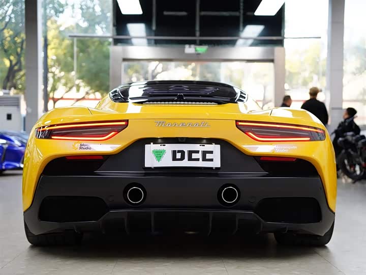 Фото 8 - Maserati MC20