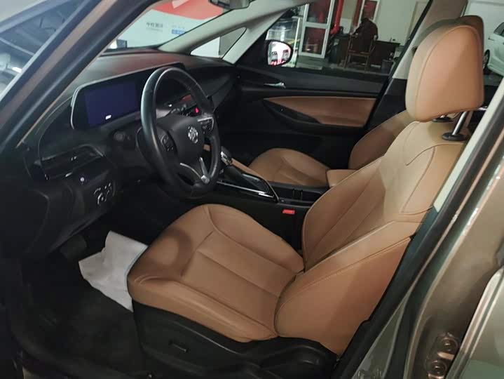 Фото 9 - Buick GL6