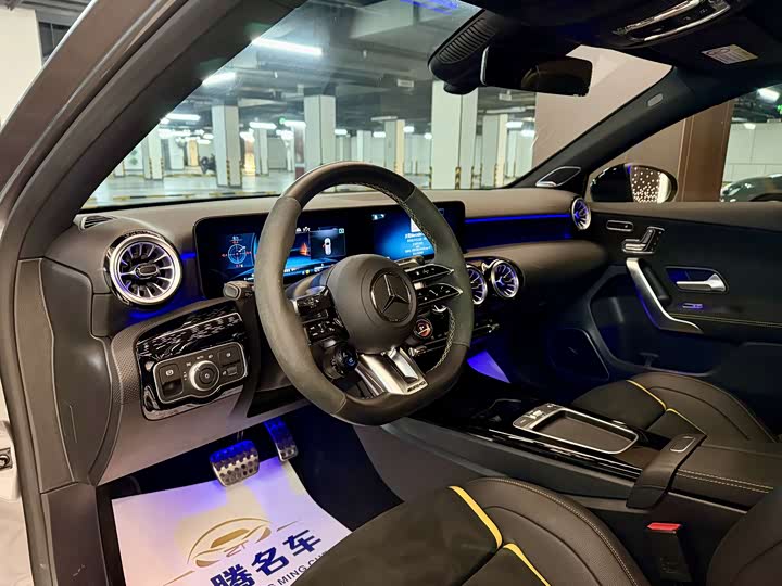 Фото 4 - Mercedes-Benz A-Class AMG