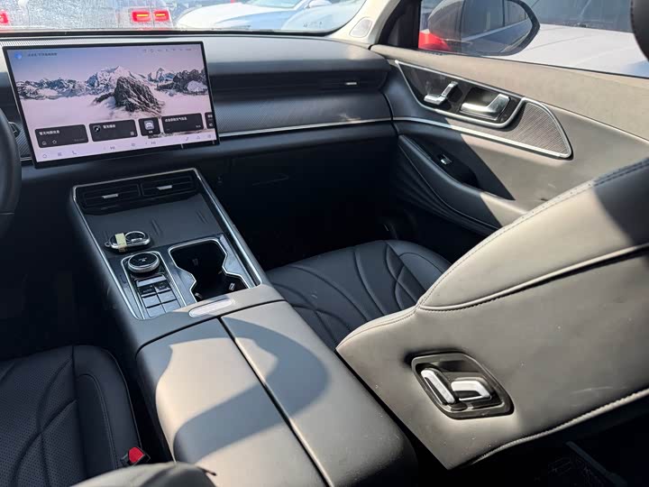 Фото 9 - Chery Fulwin T9