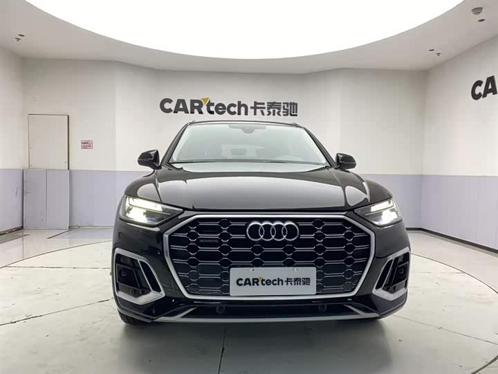 Фото 3 - Audi Q5L