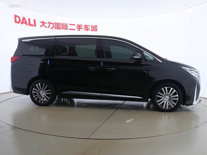 Фото 4 - GAC Trumpchi M8