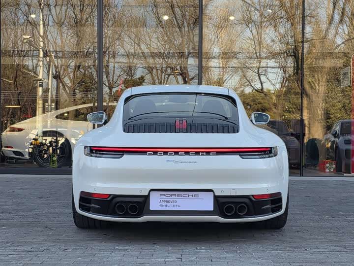 Фото 5 - Porsche 911