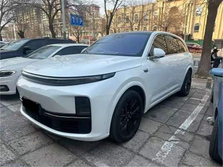 Фото 1 - LiXiang L7