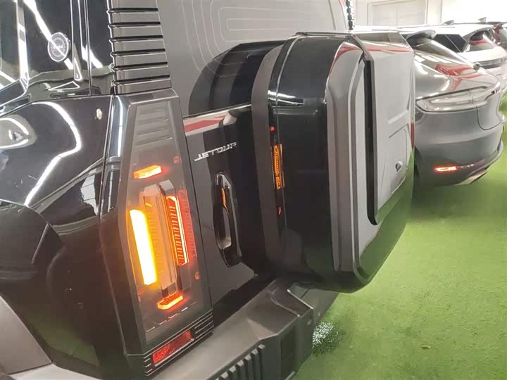 Фото 6 - Jetour T2