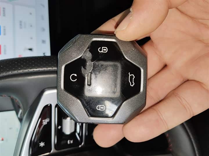 Фото 9 - Jetour T2