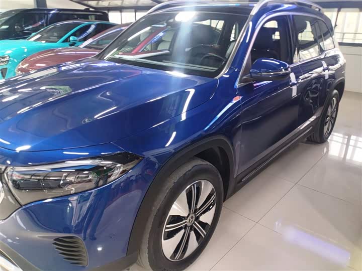 Фото 5 - Mercedes-Benz EQB