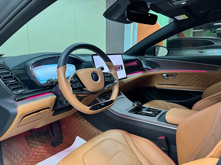 Фото 7 - BYD Han