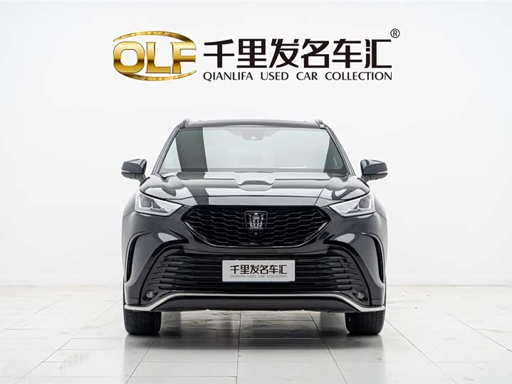 Фото 2 - Toyota Crown Kluger