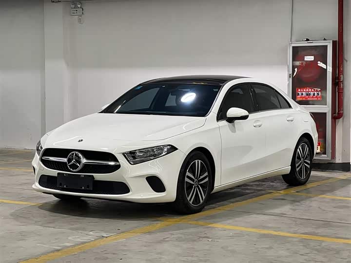 Фото 1 - Mercedes-Benz A-Class