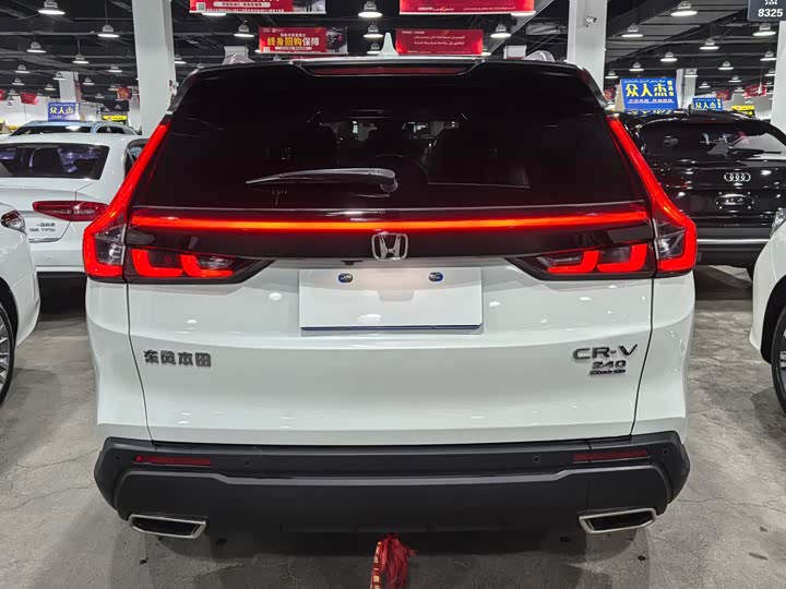 Фото 4 - Honda CR-V