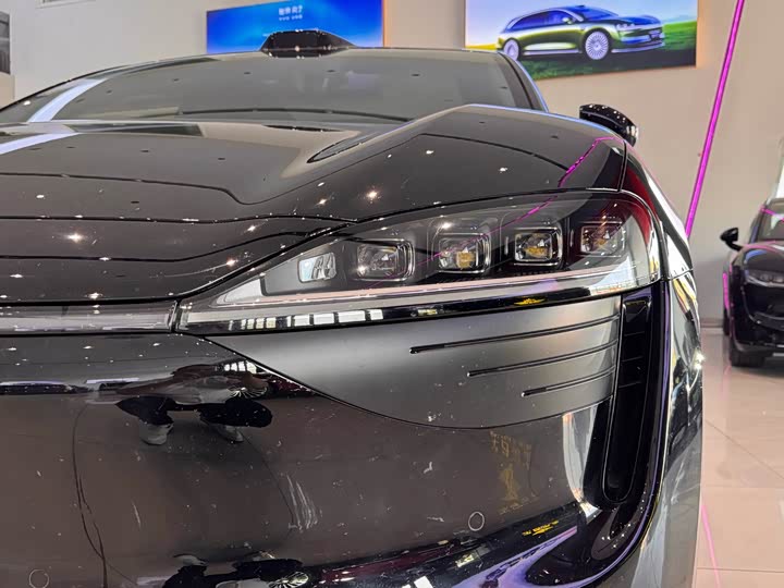 Фото 4 - Luxeed R7