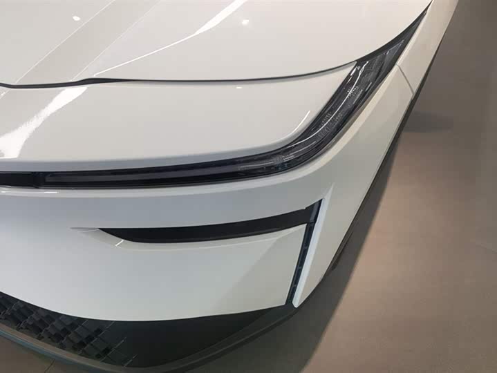 Фото 5 - Toyota bZ3X