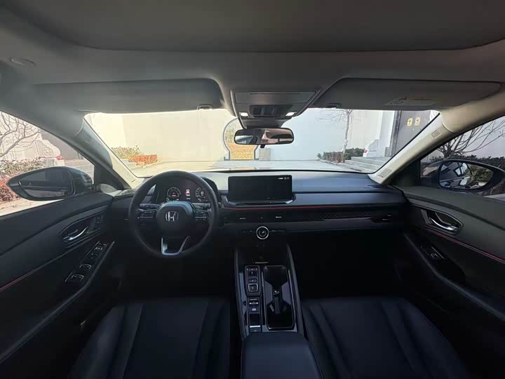 Фото 5 - Honda Accord Hybrid