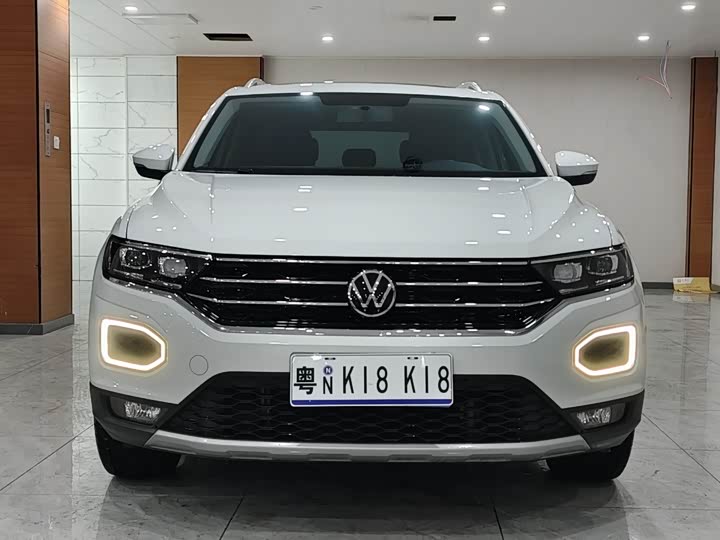 Фото 2 - Volkswagen T-Roc