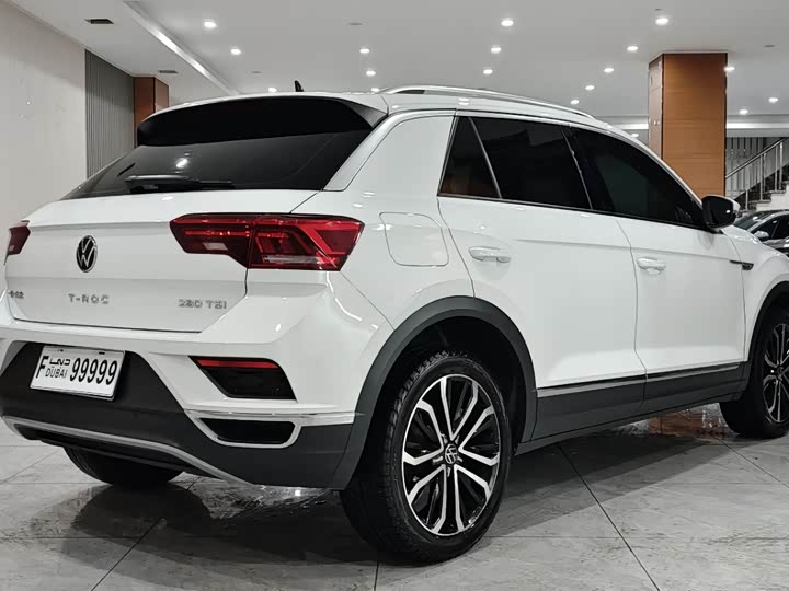 Фото 4 - Volkswagen T-Roc