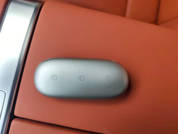 Фото 9 - LiXiang L8