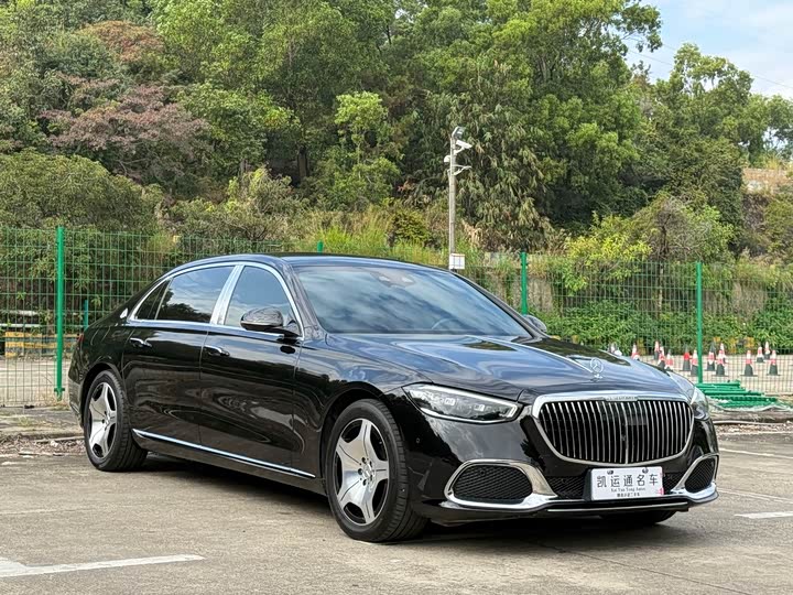 Фото 3 - Mercedes-Benz Maybach S-Class