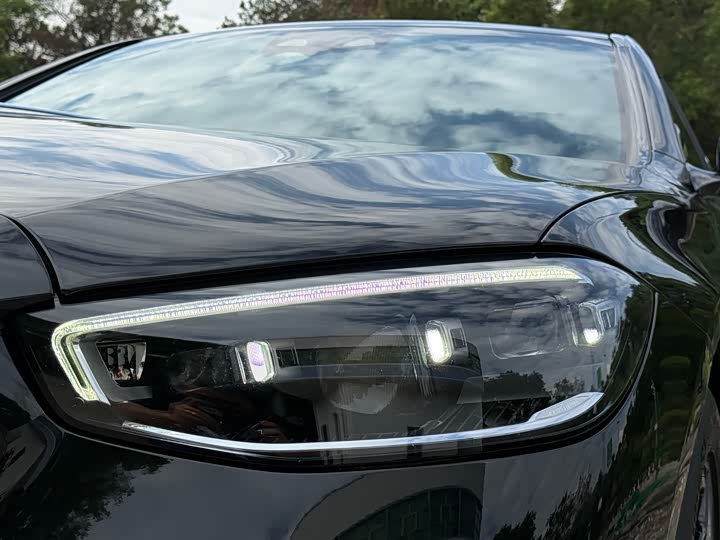 Фото 4 - Mercedes-Benz Maybach S-Class