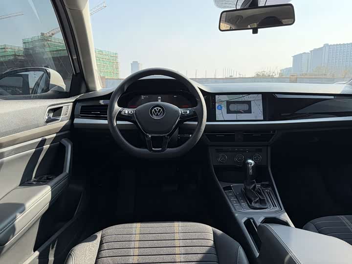 Фото 9 - Volkswagen Lavida