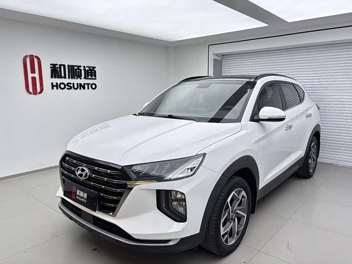 Фото 1 - Hyundai Tucson L
