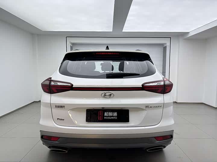 Фото 8 - Hyundai Tucson L