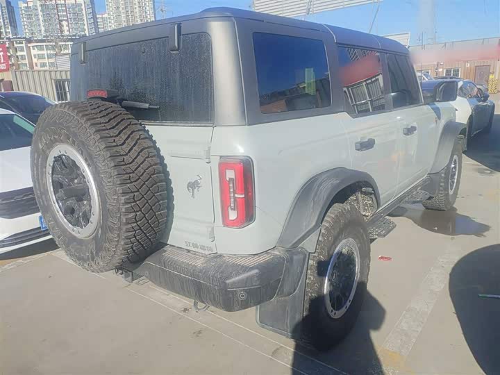Фото 7 - Ford Bronco