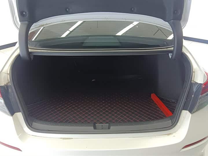 Фото 4 - Honda Civic