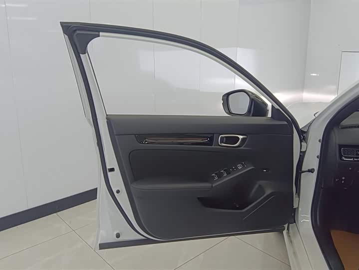 Фото 7 - Honda Civic