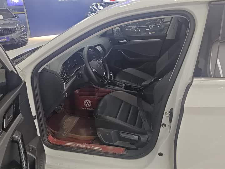 Фото 9 - Volkswagen Sagitar L