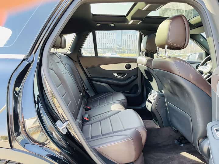 Фото 7 - Mercedes-Benz GLC-Class