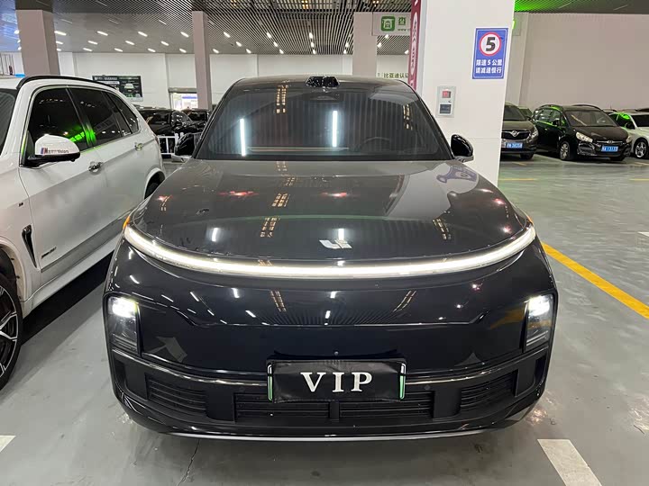 Фото 2 - LiXiang L9