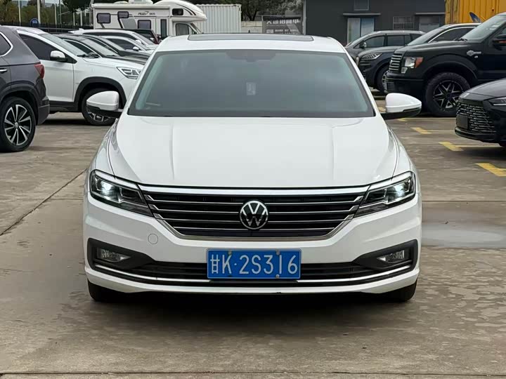 Фото 2 - Volkswagen Lavida