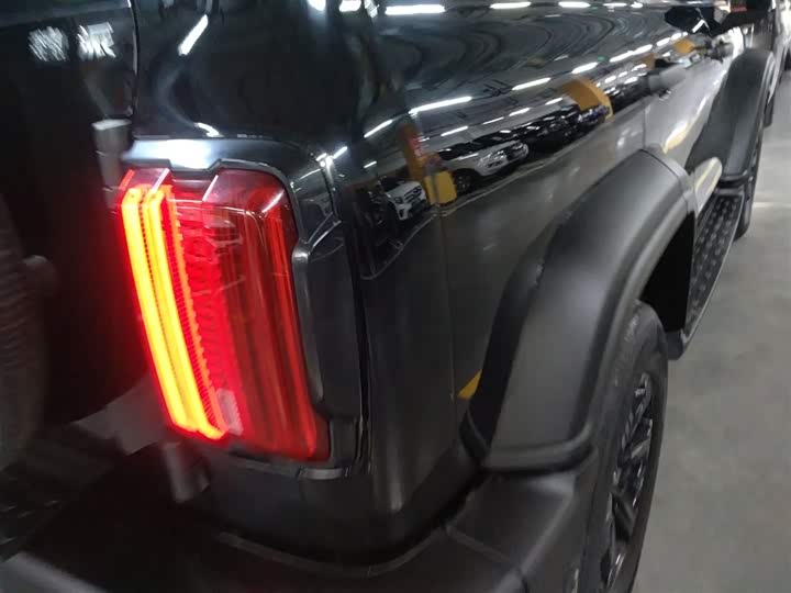 Фото 8 - Tank 300