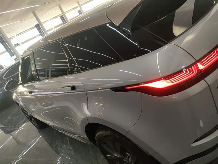 Фото 5 - Land Rover Range Rover Evoque L