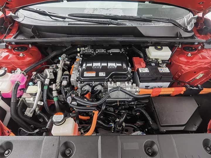 Фото 6 - Toyota bZ4X