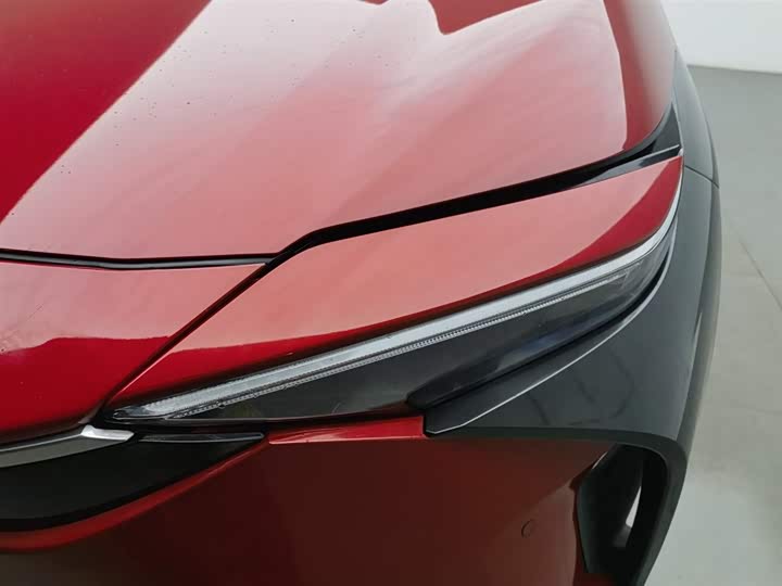 Фото 7 - Toyota bZ4X