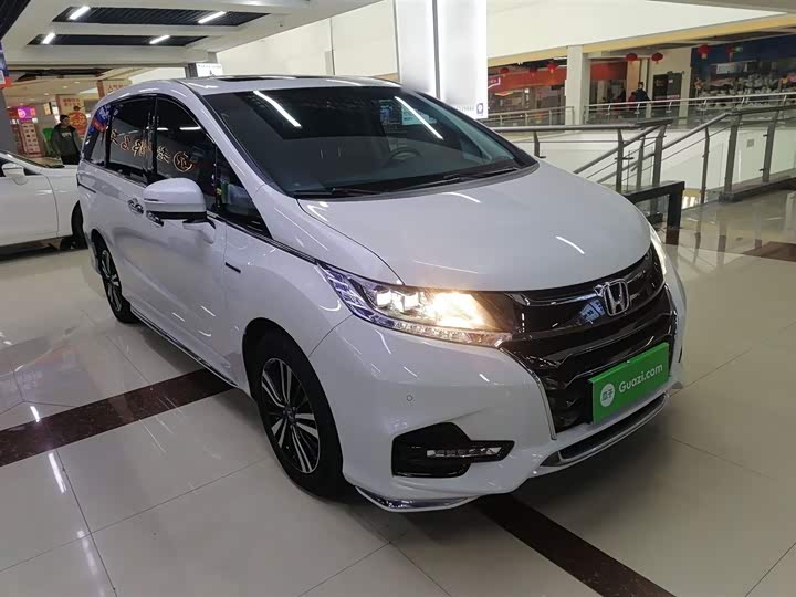 Фото 4 - Honda Odyssey