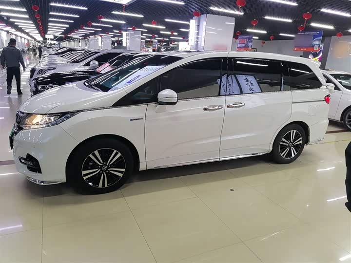 Фото 5 - Honda Odyssey