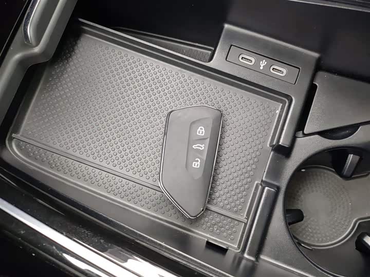 Фото 9 - Volkswagen ID.4 X