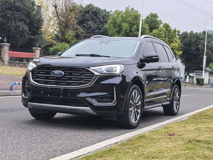 Фото 2 - Ford Edge