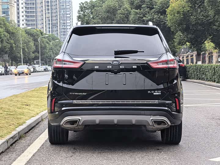Фото 5 - Ford Edge