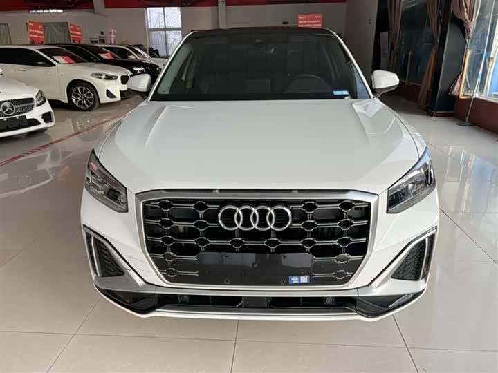 Фото 8 - Audi Q2L