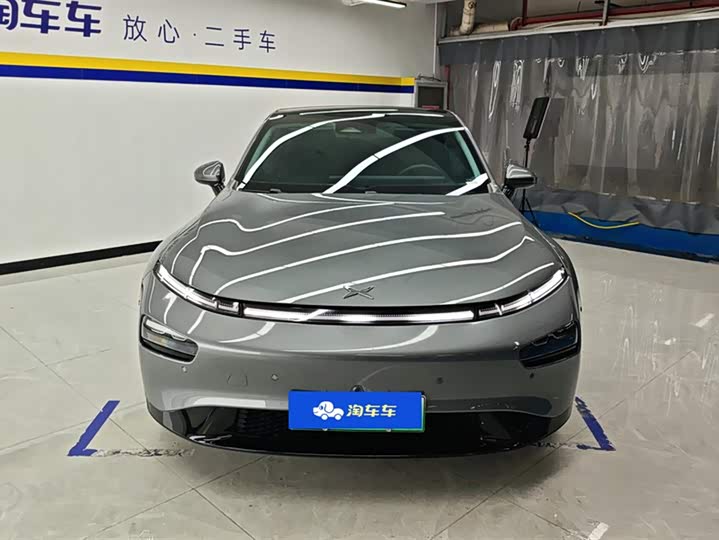 Фото 2 - XPeng P7