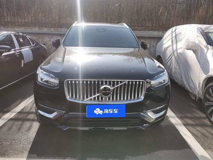 Фото 2 - Volvo XC90