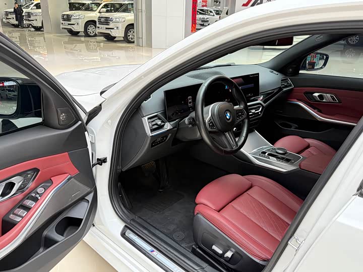 Фото 7 - BMW 3 Series