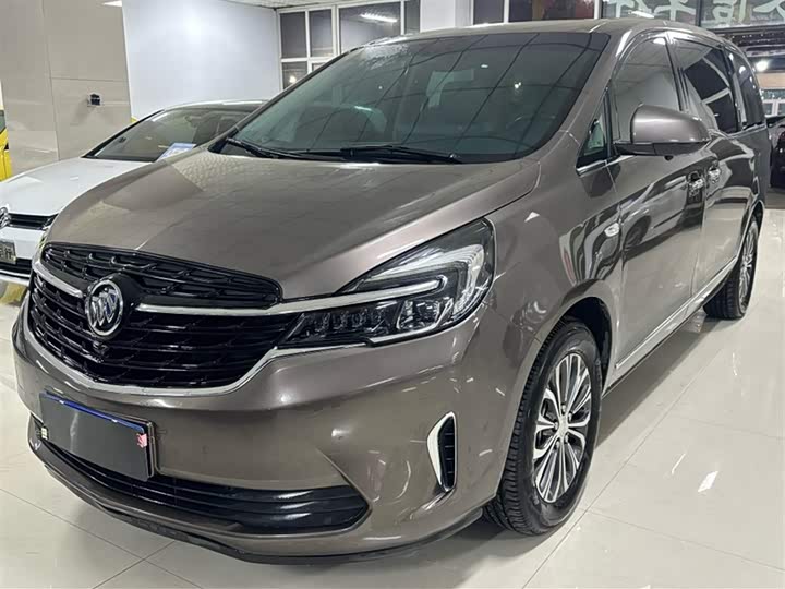 Фото 2 - Buick GL8 ES